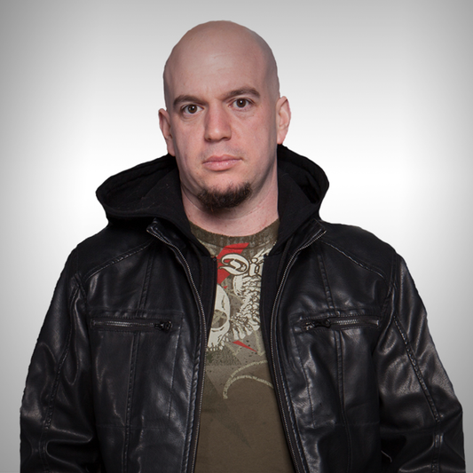 Dennis Pavia
